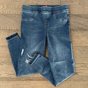 SPANX Petite Length Distressed Pull On Frayed Hem Skinny Jeans